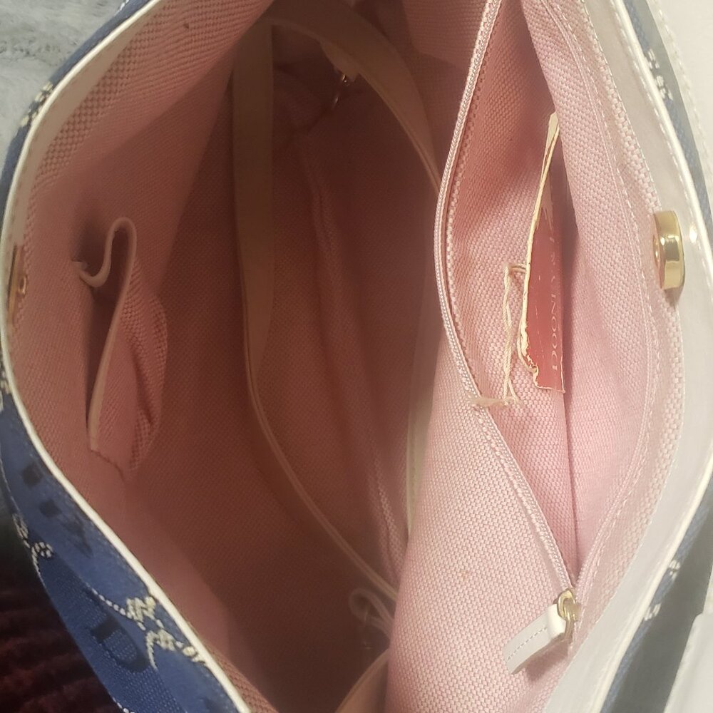 Dooney and Bourke navy purse